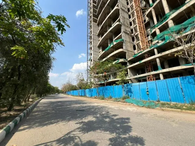 Bhutani 18 view 1